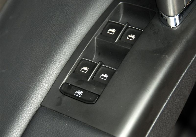 2013款 改款 1.6L 自动豪华版