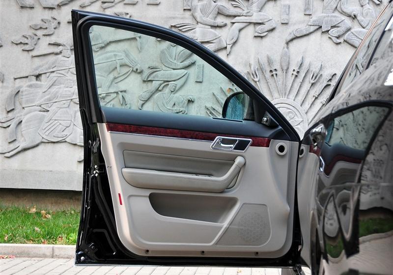 2011款 2.0T 自动旗舰型
