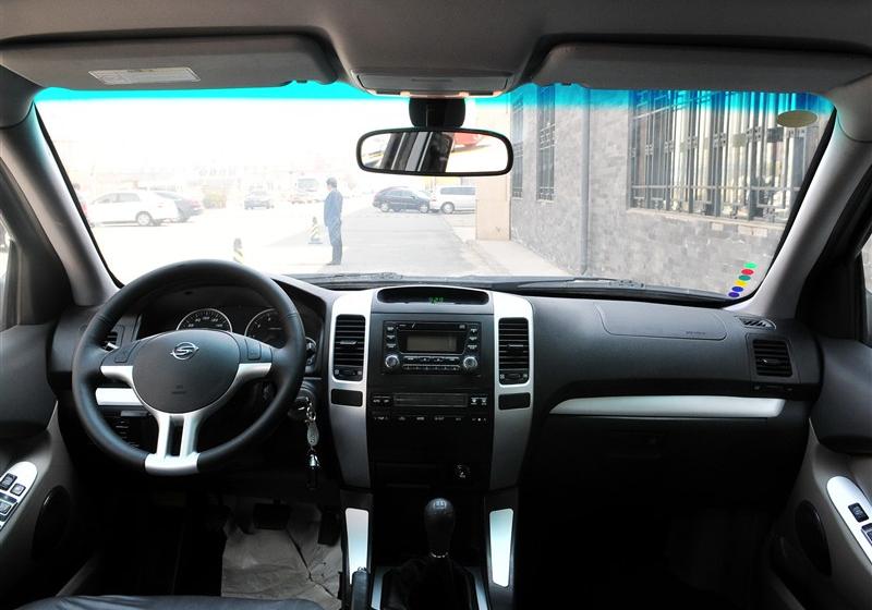 2011款 2.0L 手动两驱豪华型