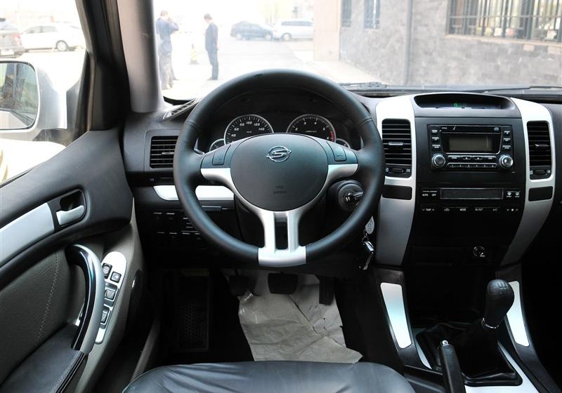 2011款 2.0L 手动两驱豪华型