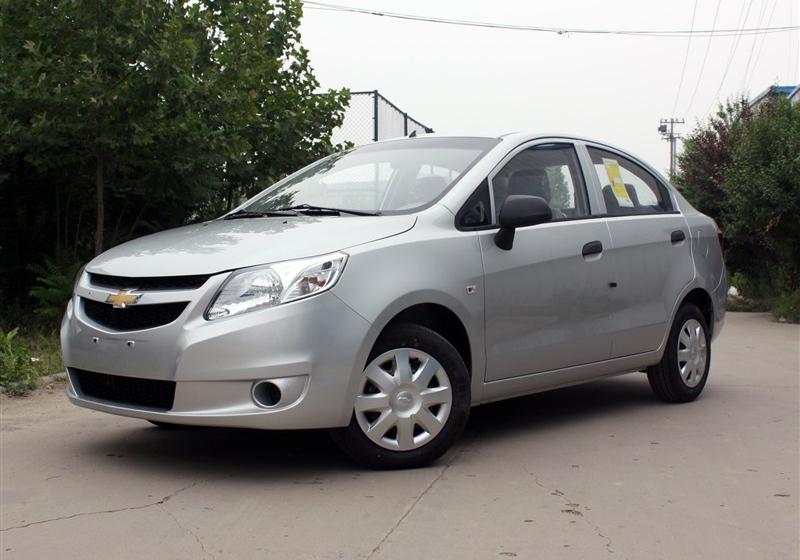 2013款 三厢 1.2L EMT理想版