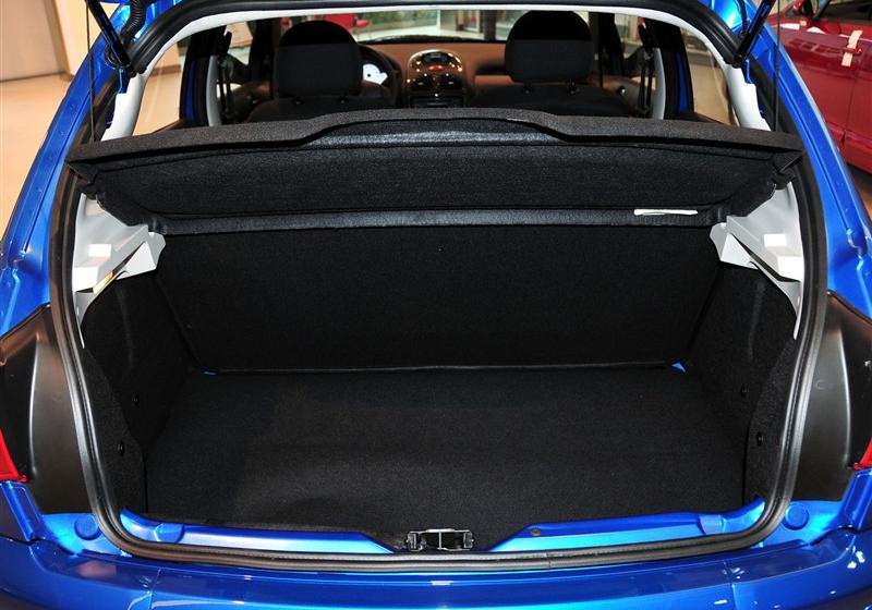 2012款 1.4L 手动运动型