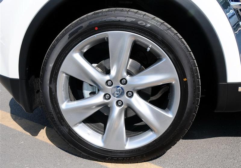 2013款 3.7L 超越版