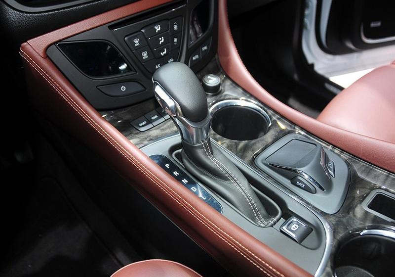 2014款 2.0T 全能运动旗舰型