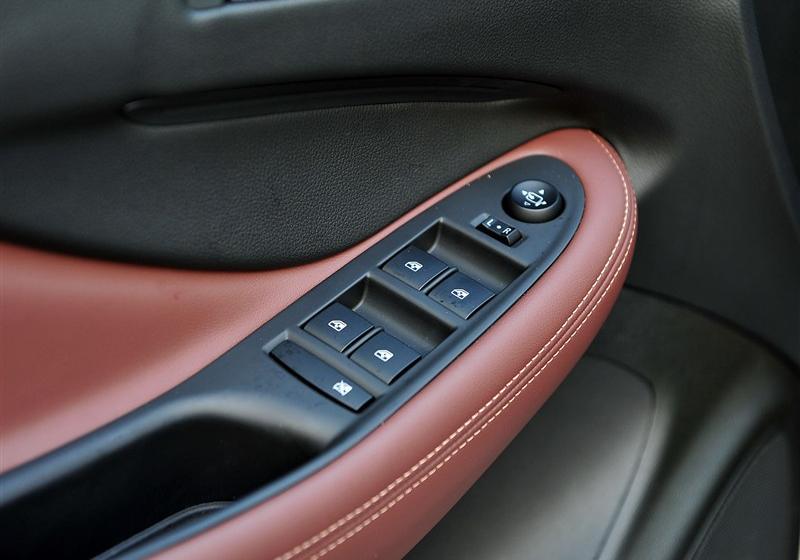2014款 2.0T 全能运动旗舰型