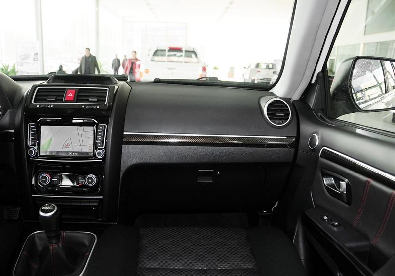 2015款 2.0T 手动两驱进取型