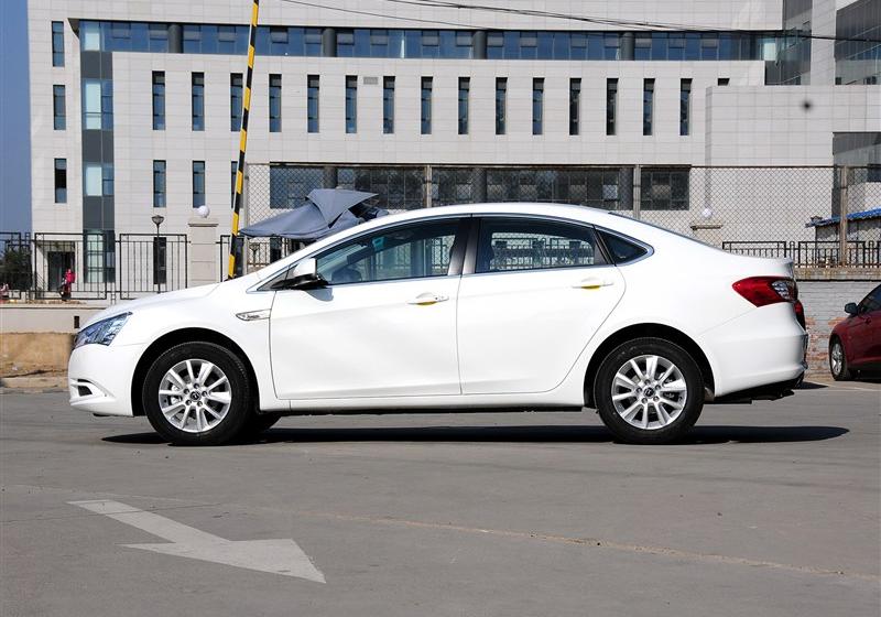 2013款 1.8T 自动豪华型
