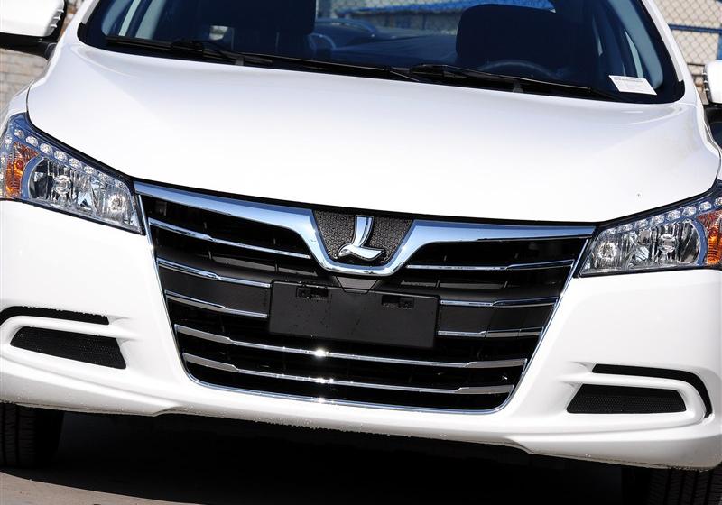 2013款 1.8T 自动豪华型