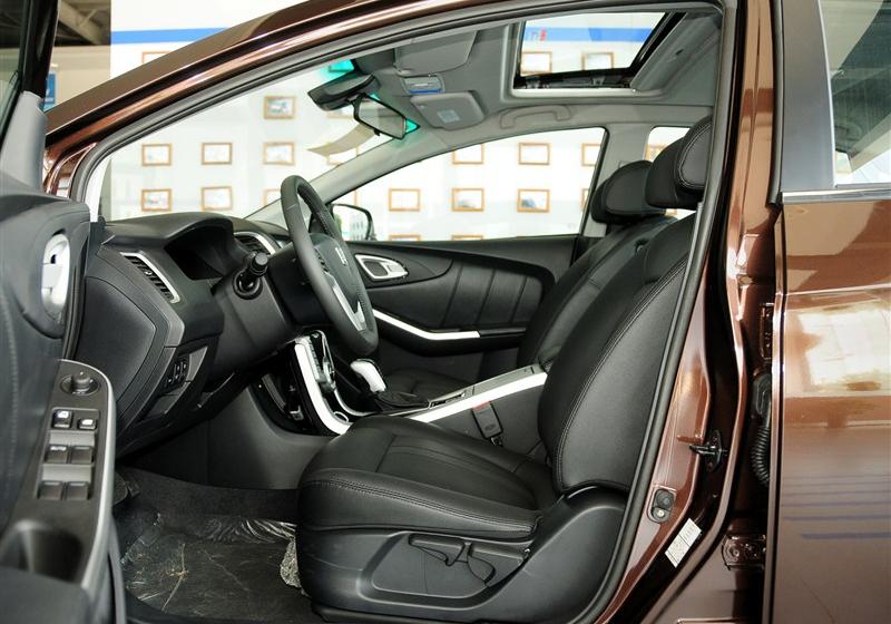2013款 1.8T 自动尊贵型