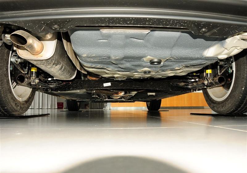 2013款 1.8T 自动尊贵型