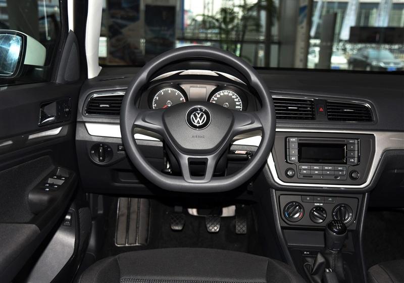 2015款 1.6L 手动风尚版