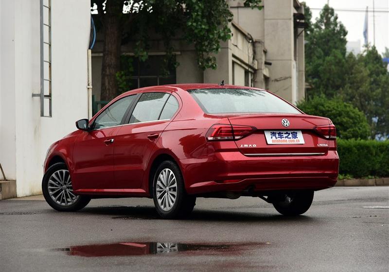 2015款 1.6L 自动豪华版