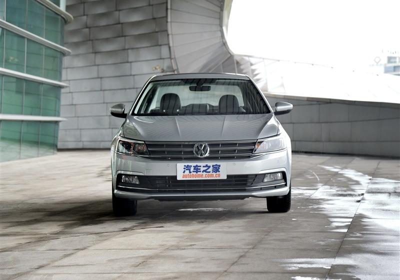 2015款 230TSI DSG 豪华版