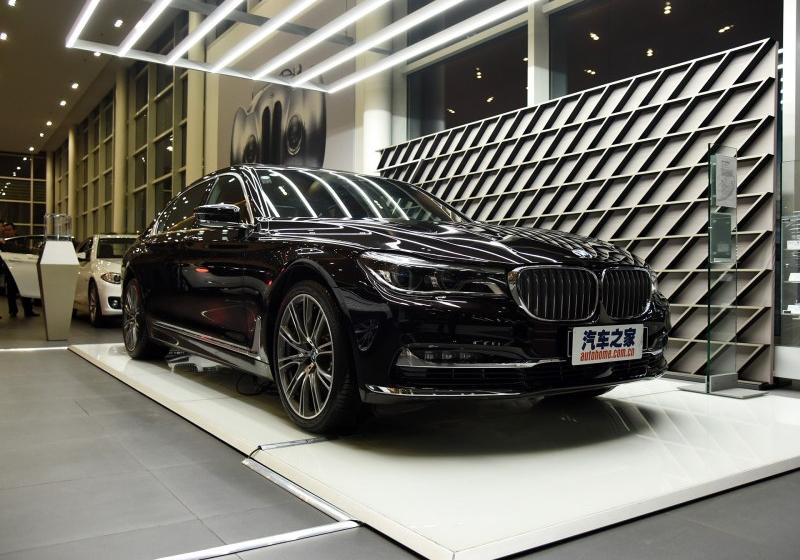 750Li xDrive五座版