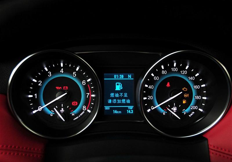 2015款 1.5L 自动都市型