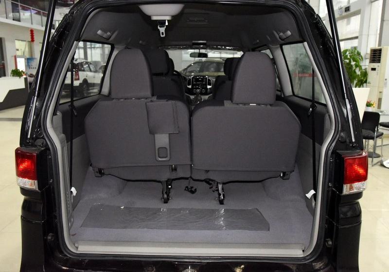 2015款 M5 Q7 2.0L 7座长轴豪华型