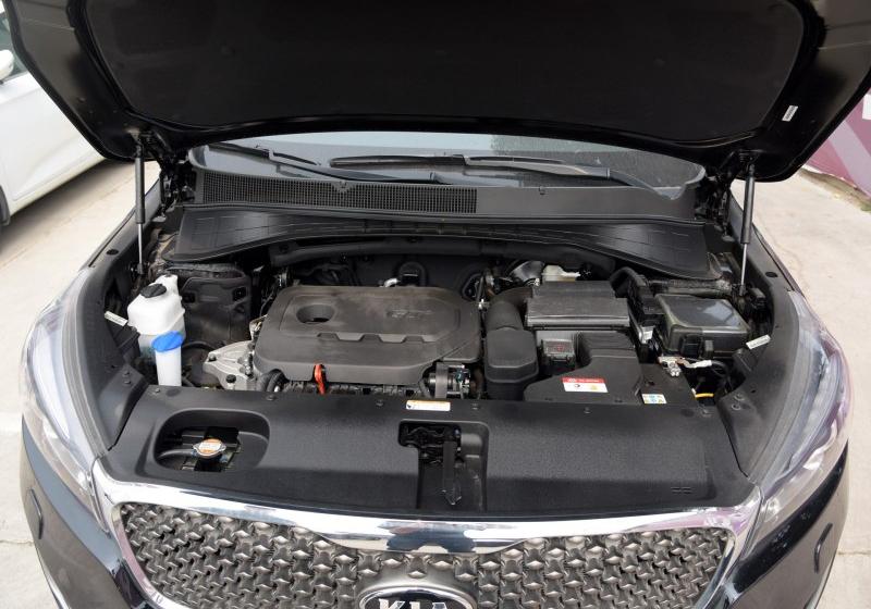 2015款 索兰托L 2.4L 汽油4WD尊贵版 5座 国IV