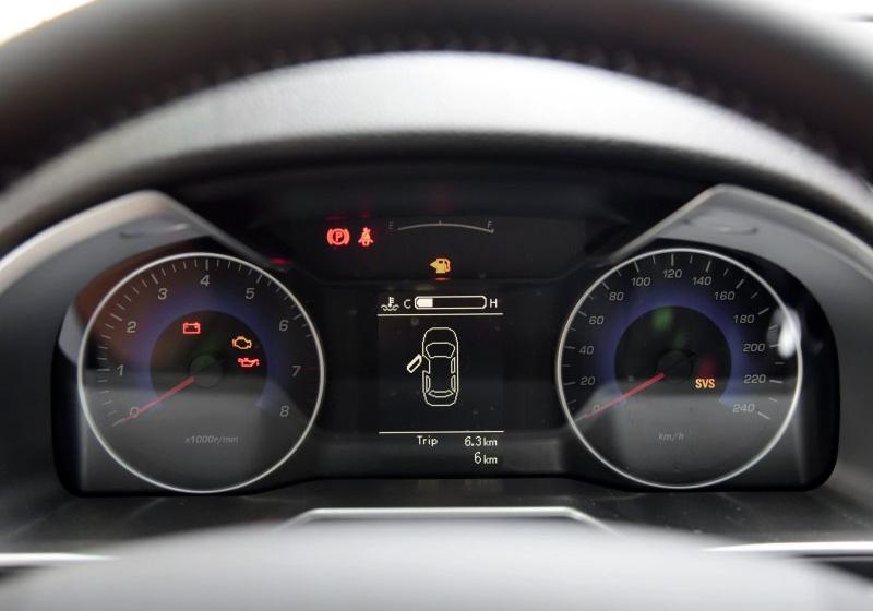 2015款 两厢RS 1.5L 手动向上版