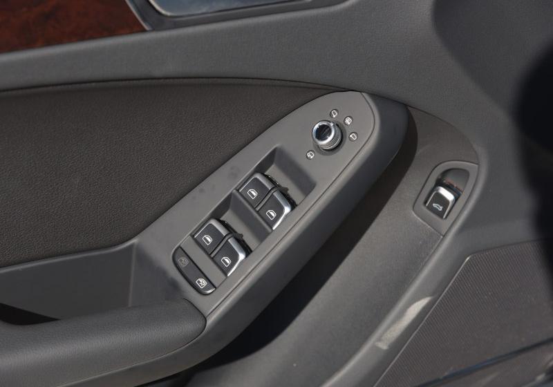 2016款 35 TFSI 自动舒适型