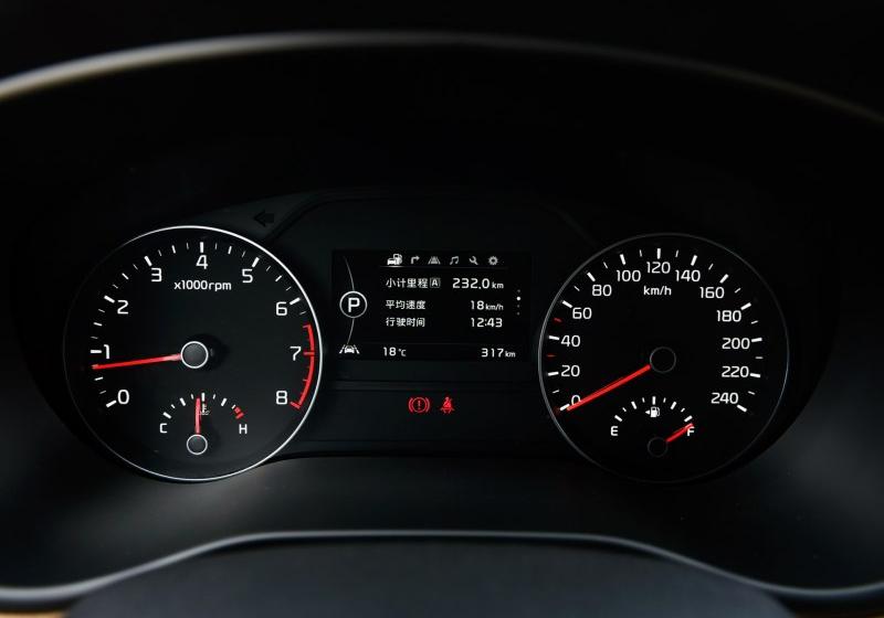 2016款 1.6T 自动四驱Premium