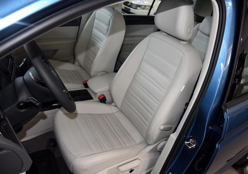 2016款 途安L 280TSI DSG舒适版