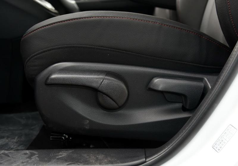 2016款 升级版 1.5T 自动两驱精英型