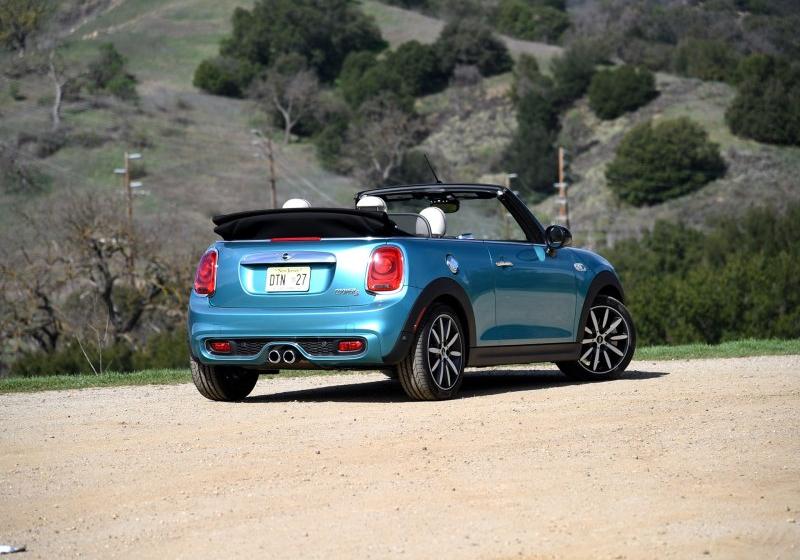 2016款 2.0T COOPER S CABRIO 加勒比蓝限量版