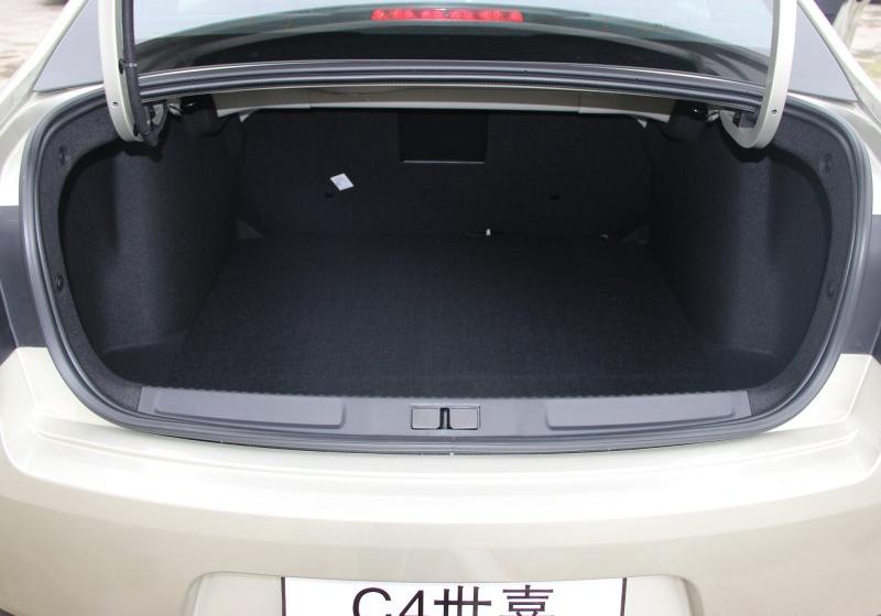 2016款 悦心版 1.6L 自动豪华型