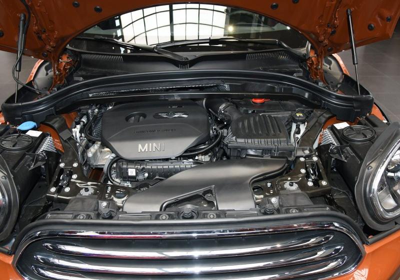 2017款 1.5T COOPER ALL4 旅行家