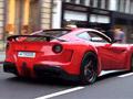 红色烈马 Novitec改装版F12伦敦过街